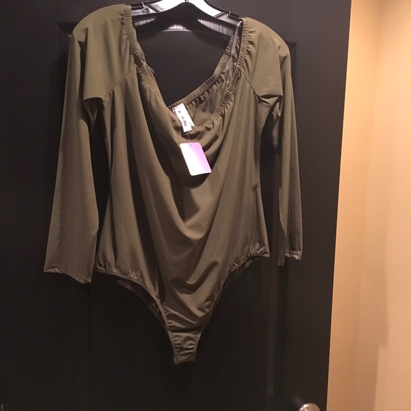 NWT Long Sleeve Off Shoulder Bodysuit - Olive - Picture 2 of 4